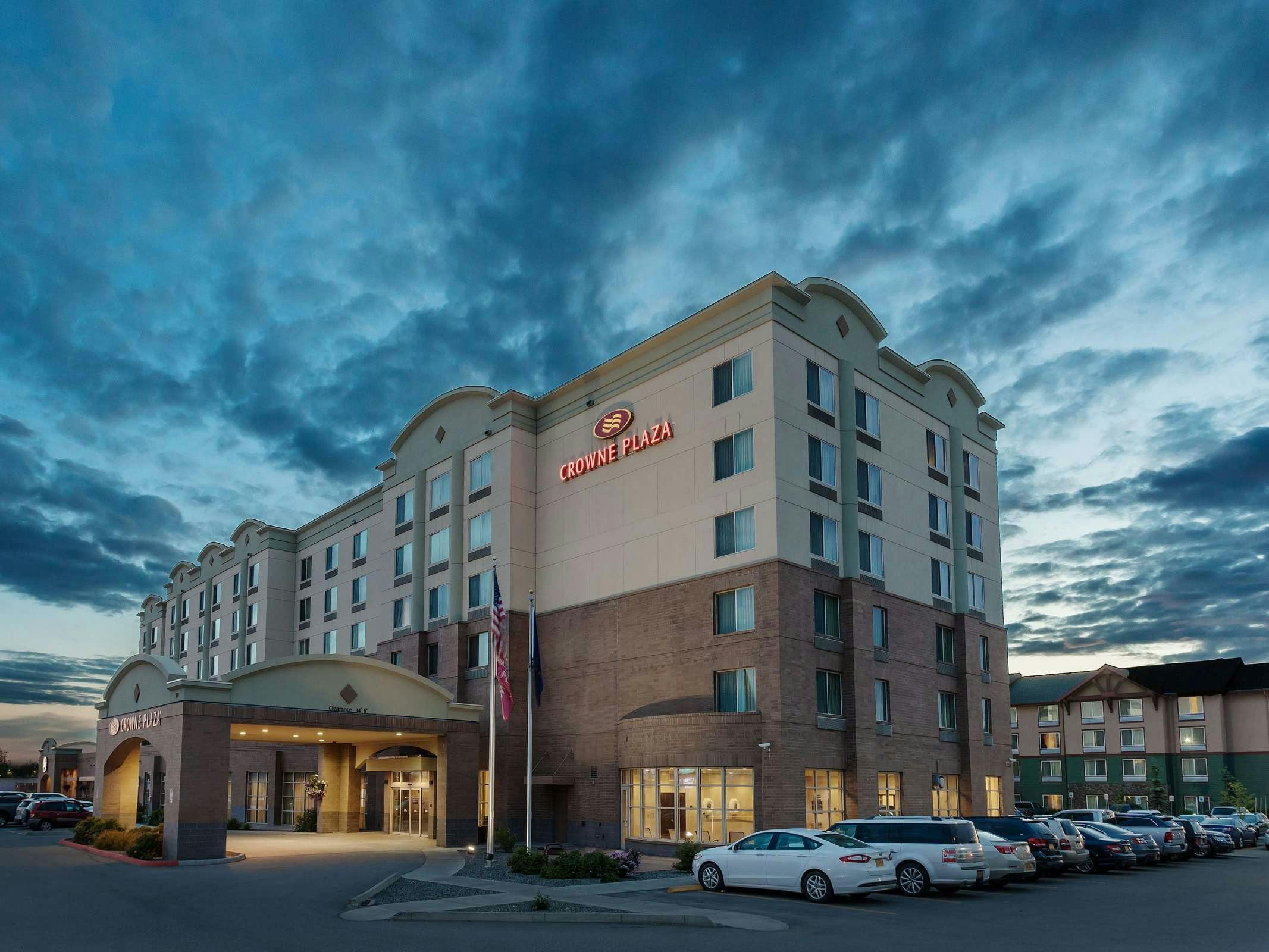 Crowne Plaza Anchorage Midtown