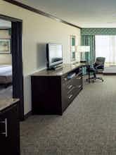 Hotel Crowne Plaza Anchorage Midtown photo 2