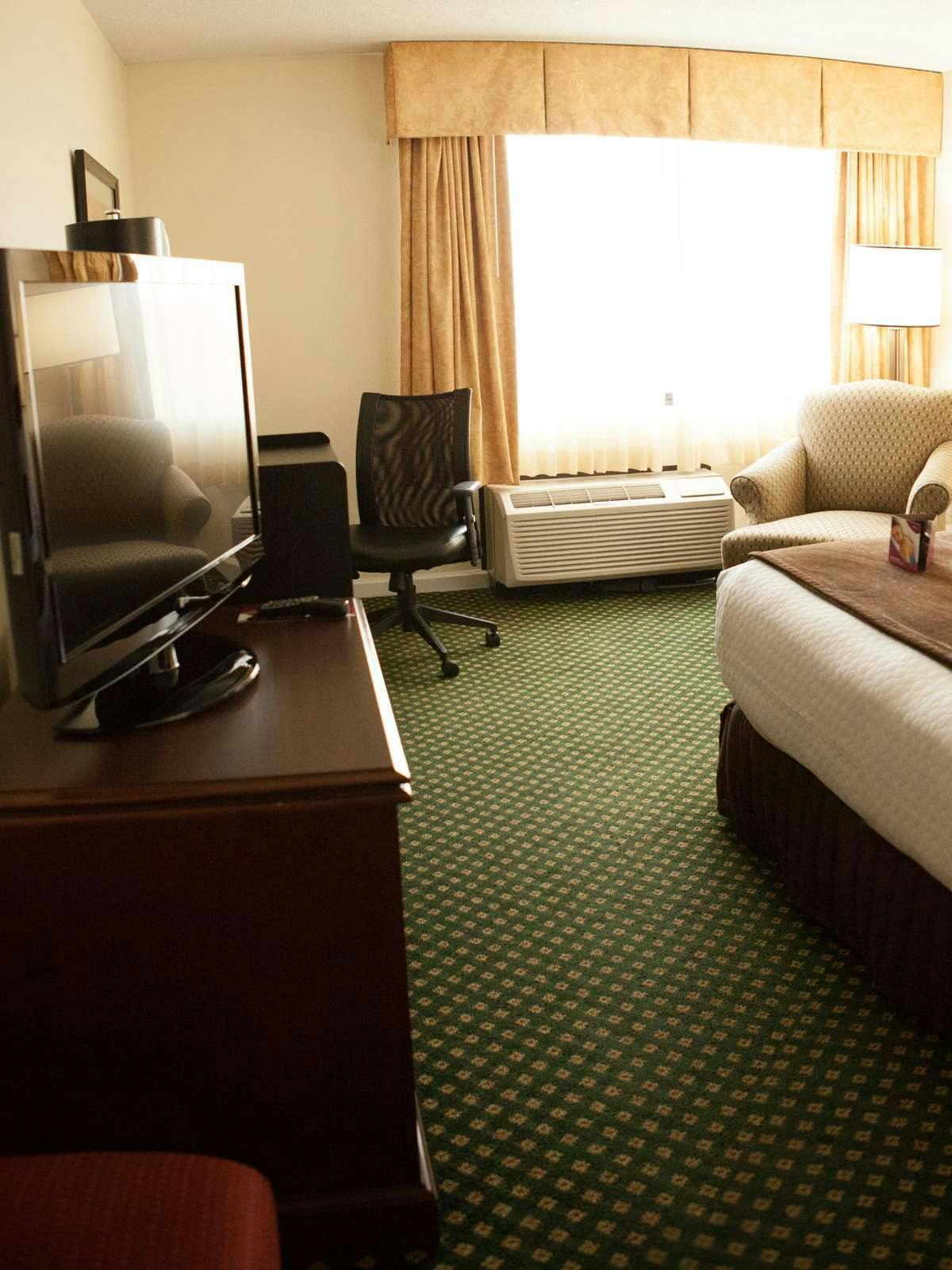 Hotel Crowne Plaza Hickory photo 3