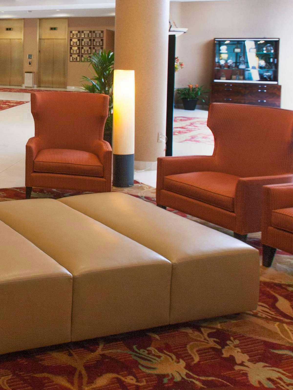 Hotel Crowne Plaza Auburn Hills photo 3