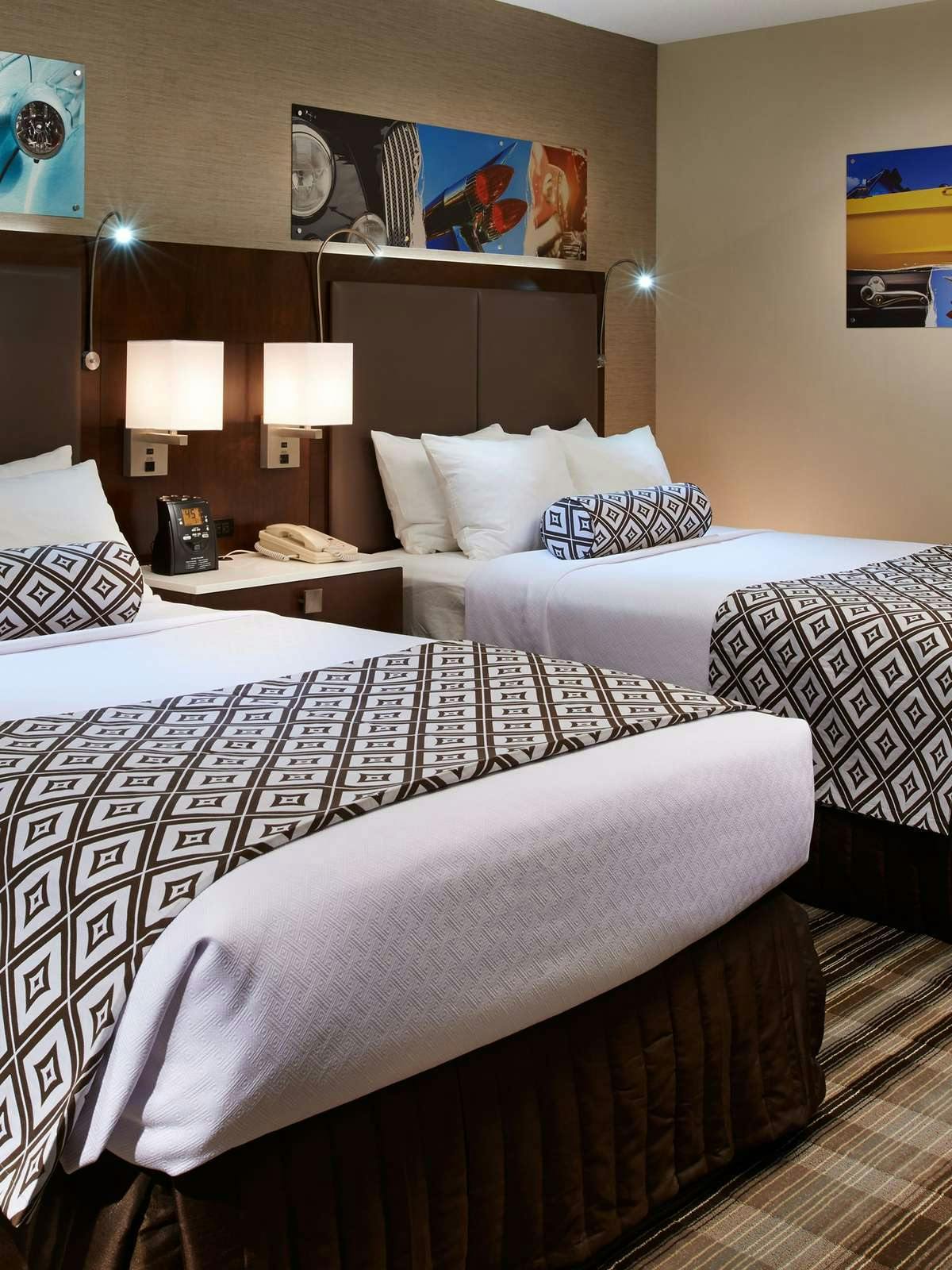 Hotel Crowne Plaza Auburn Hills photo 1