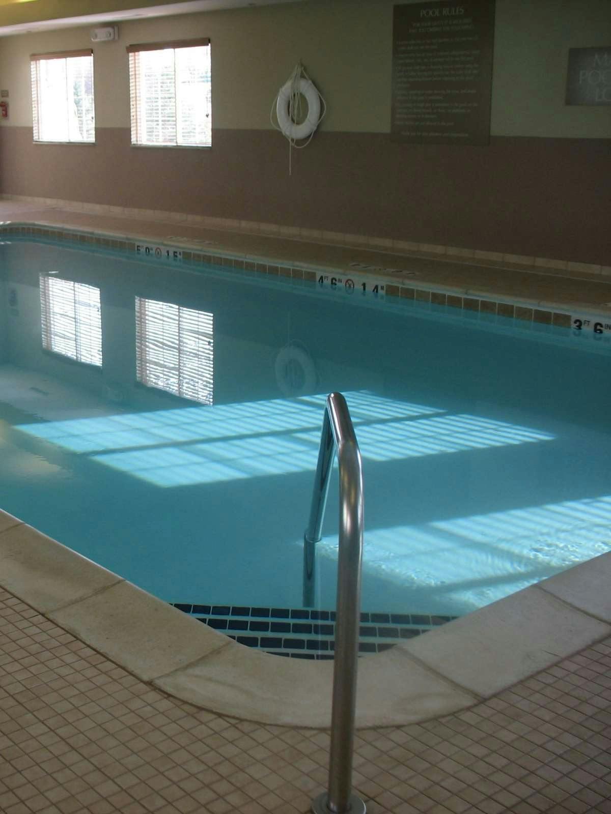 Hotel Candlewood Suites Fort Wayne NW photo 5