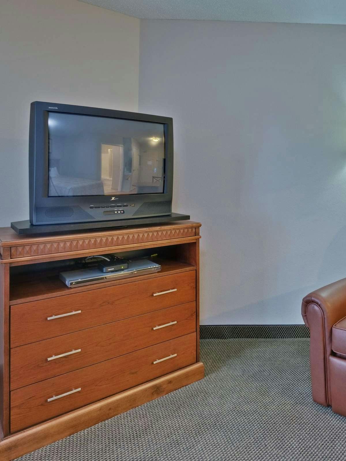 Hotel Candlewood Suites Fort Wayne NW photo 2