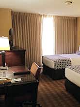 Hotel Crowne Plaza Dallas Market Center photo 2