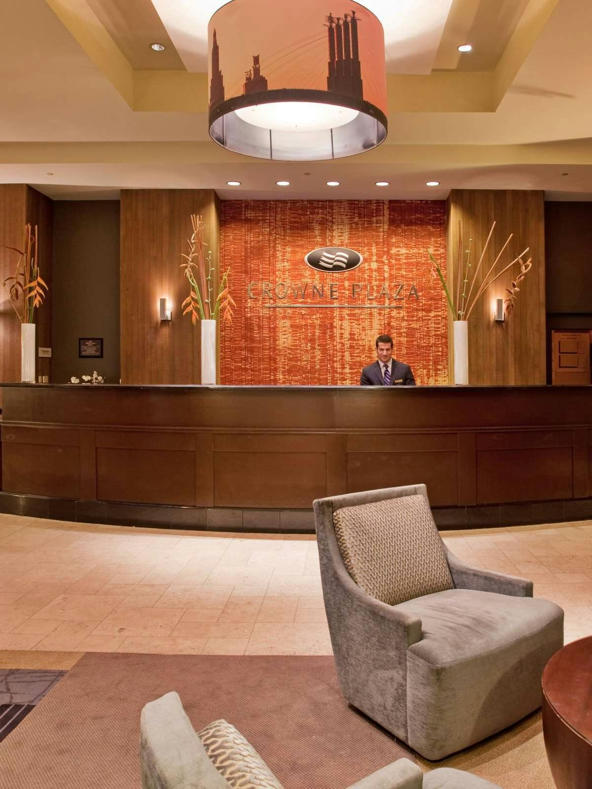 Hotel Crowne Plaza Kansas City Downtown photo 4