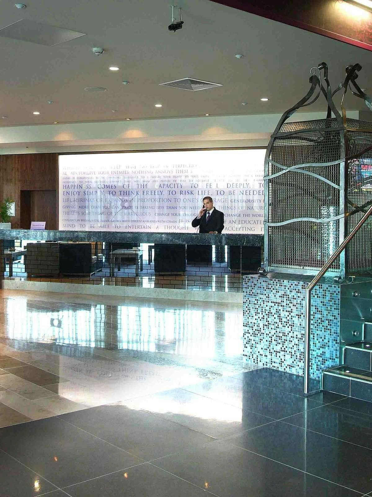 Hotel Crowne Plaza Dublin Blanchardstown photo 4