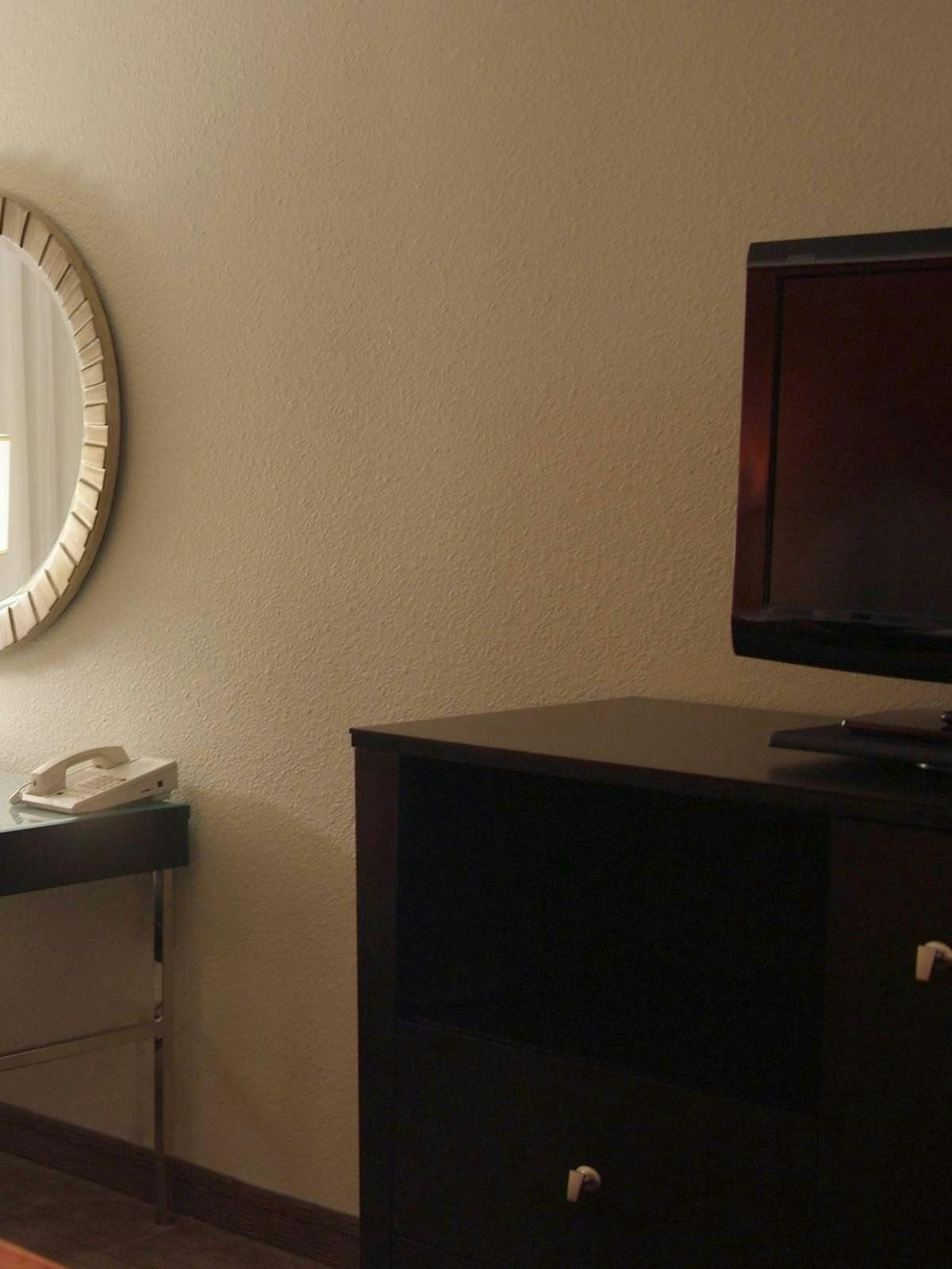 Hotel Holiday Inn Baton Rouge South photo 2