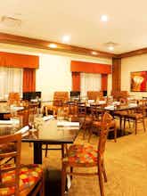 Hotel Holiday Inn Battle Creek photo 5