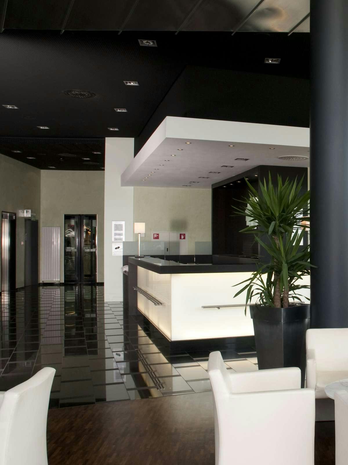 Hotel Holiday Inn Bern Westside photo 3