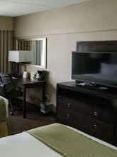 Hotel Holiday Inn Big Rapids photo 4