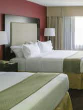 Hotel Holiday Inn Big Rapids photo 2