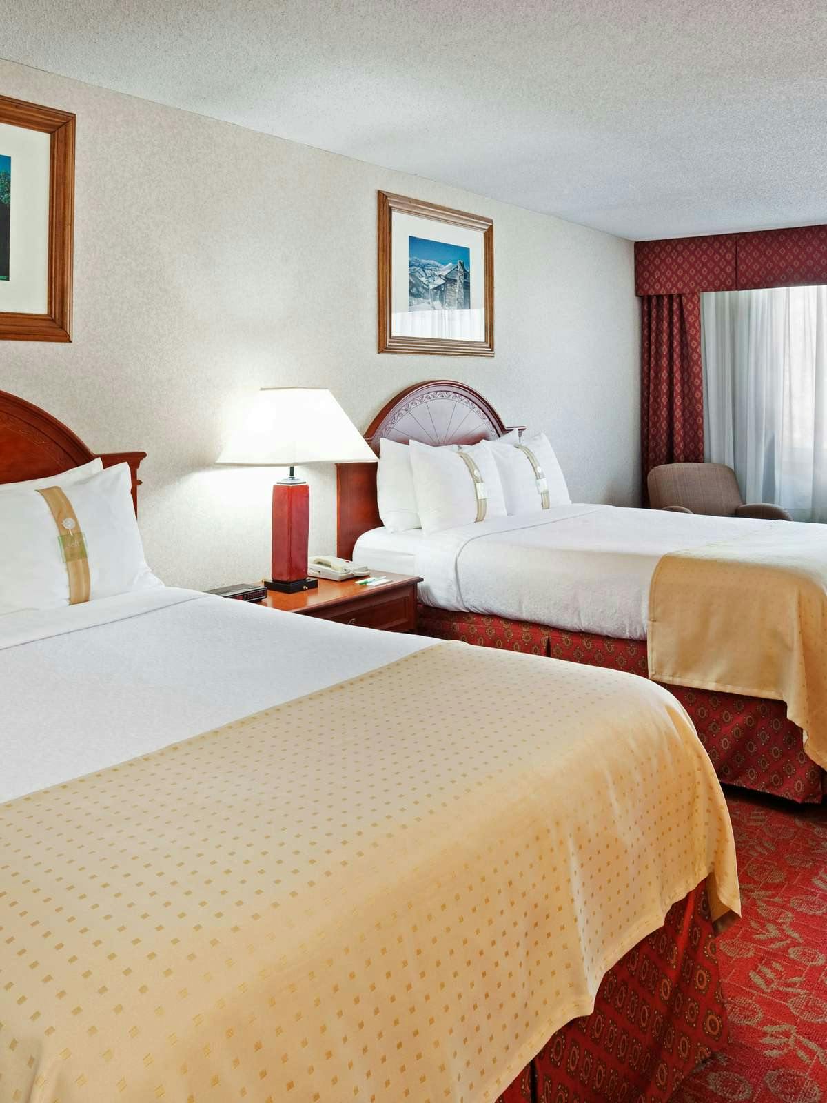 Hotel Holiday Inn Biltmore East photo 2