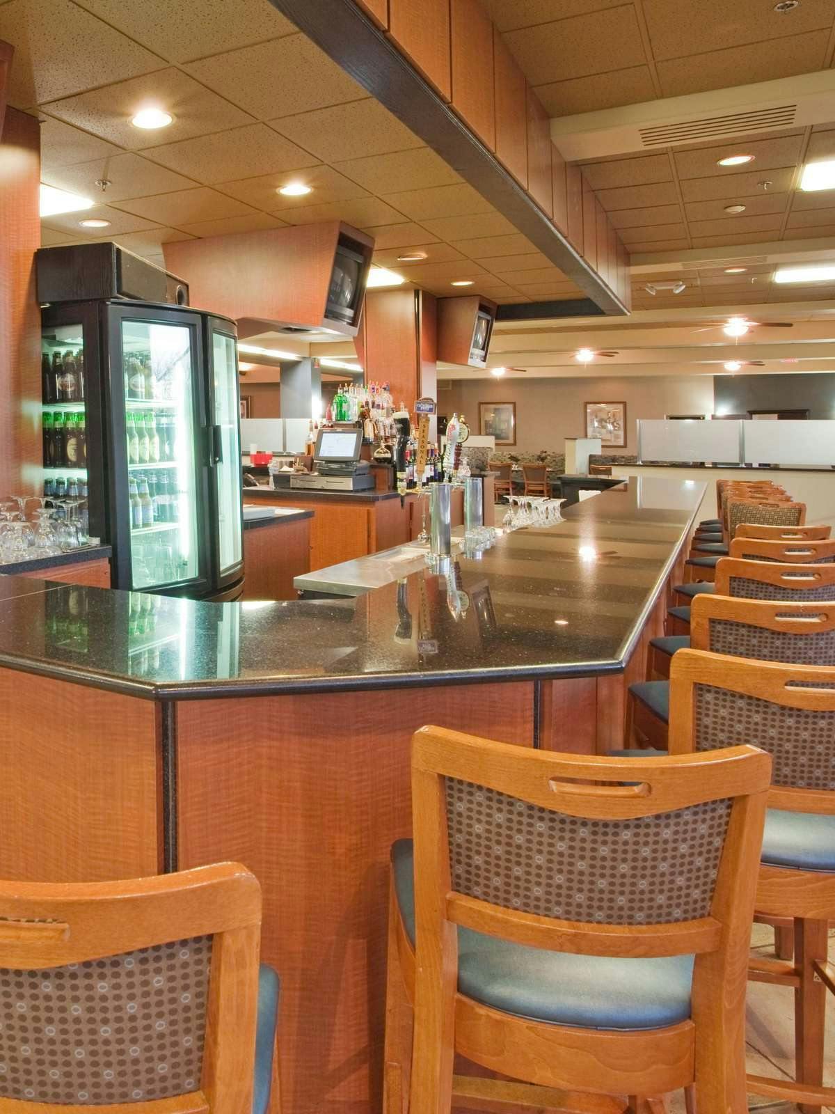 Hotel Holiday Inn Binghamton Downtown photo 4
