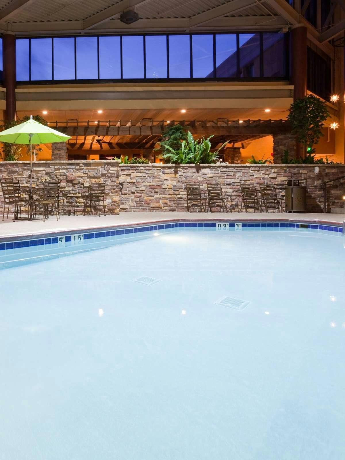 Hotel Holiday Inn Blmgtn Arpt South- Mall Area photo 5