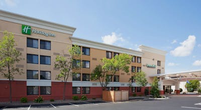 Holiday Inn Blmgtn Arpt South- Mall Area