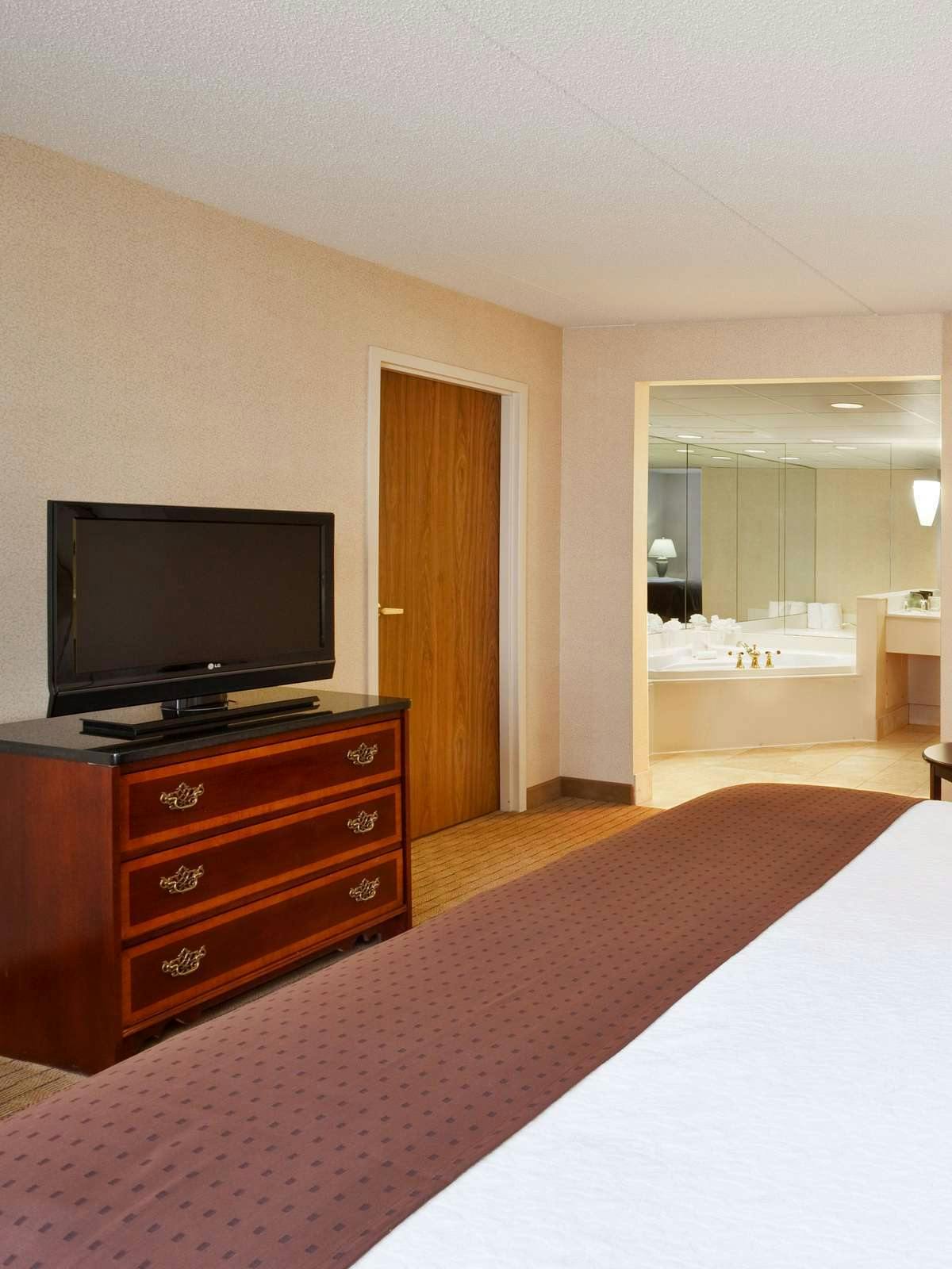 Hotel Holiday Inn Boardman photo 2