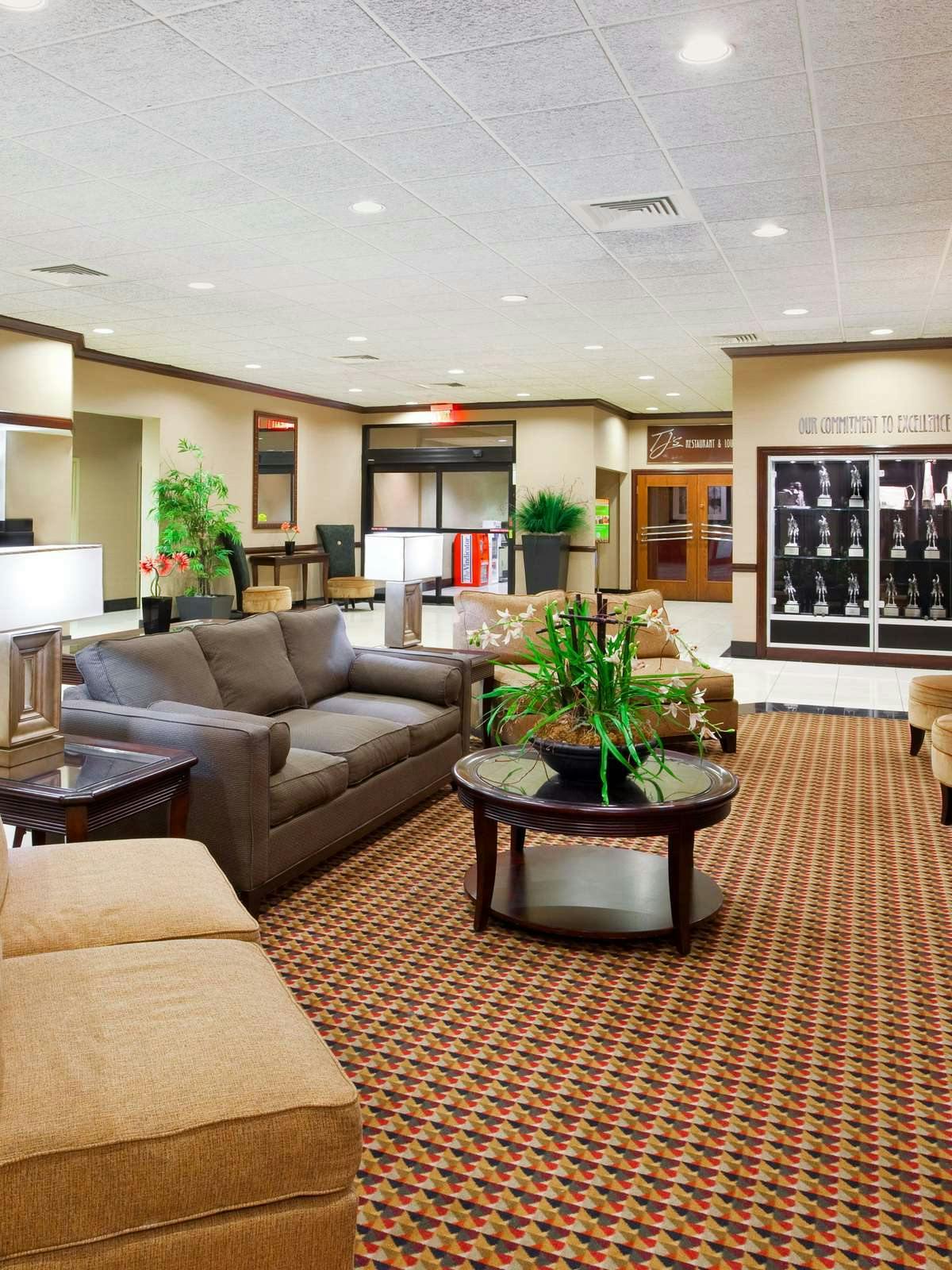 Hotel Holiday Inn Boardman photo 3