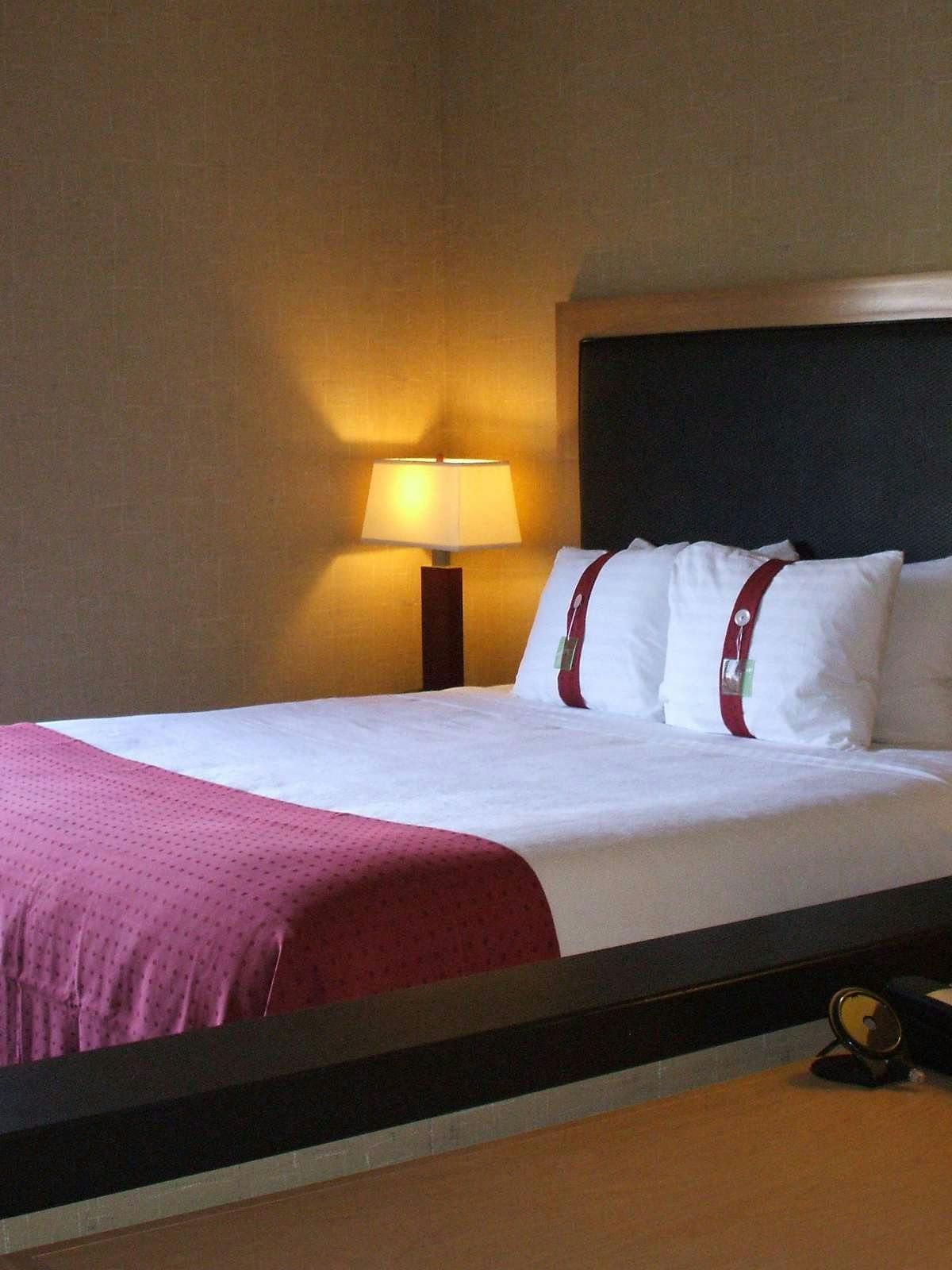 Hotel Holiday Inn Boise Airport photo 1