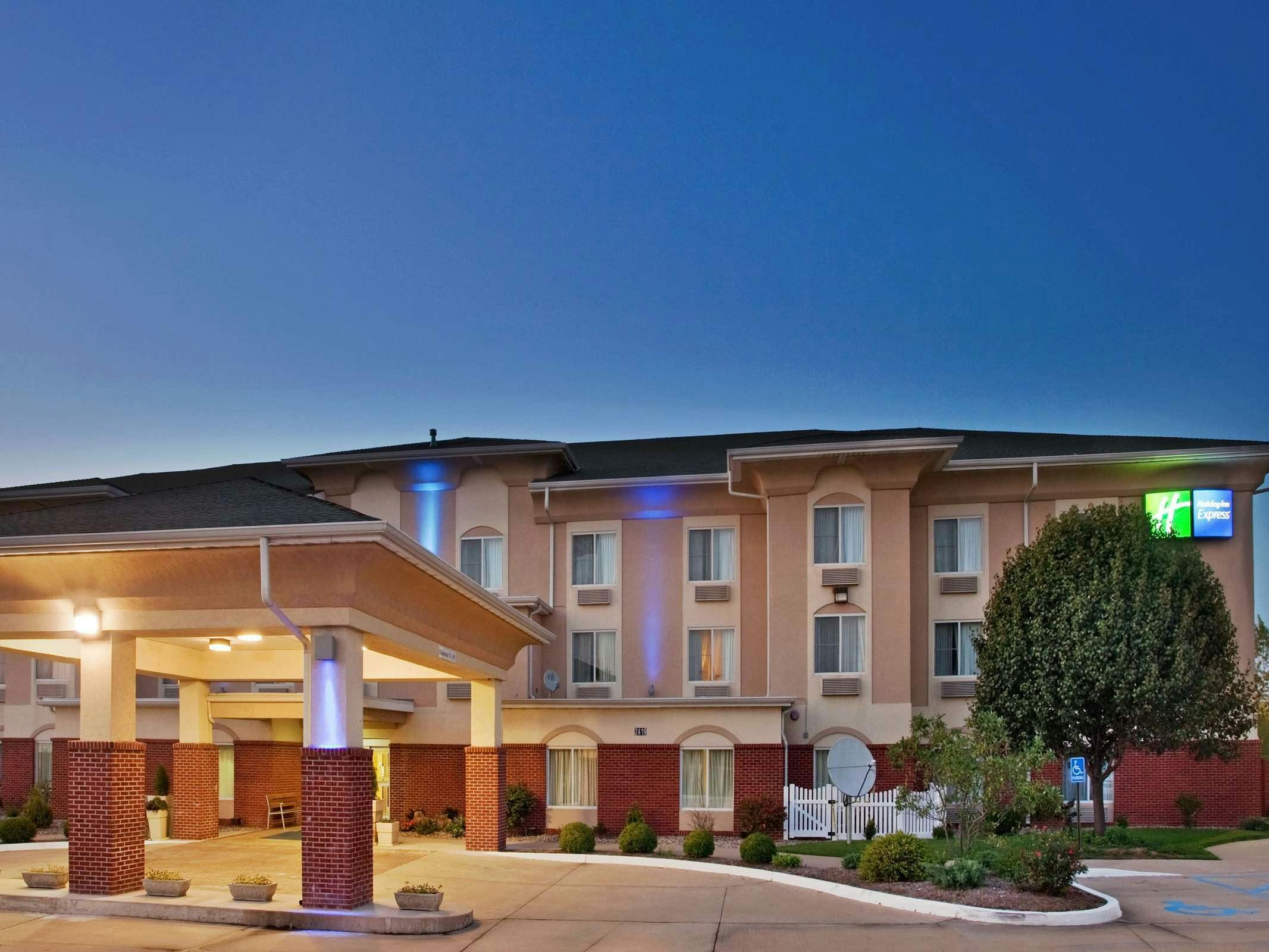 Holiday Inn Express Boonville