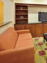 Hotel Holiday Inn Express Boonville photo 4