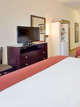 Hotel Holiday Inn Express Boonville photo 2