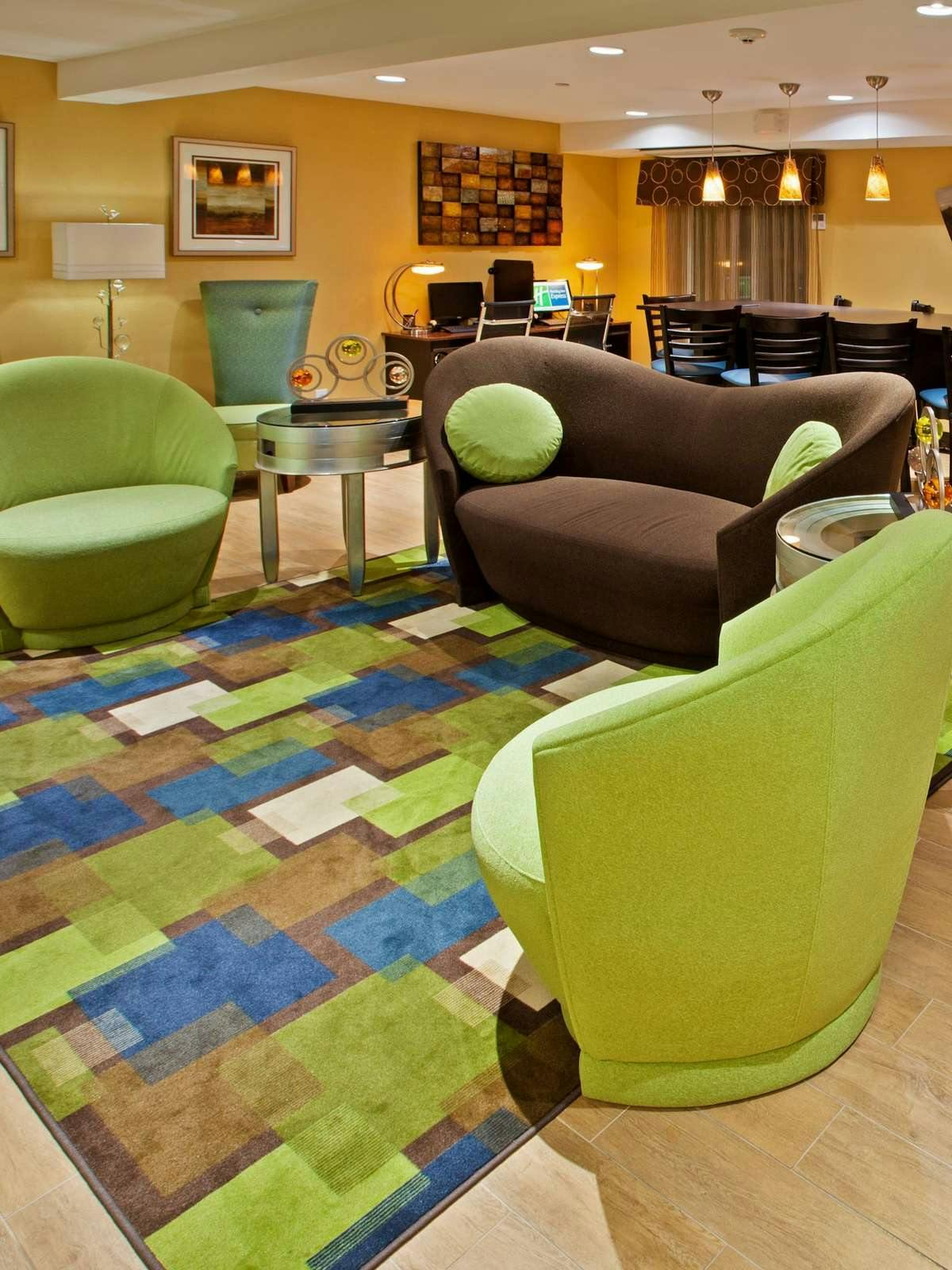 Hotel Holiday Inn Express Bowling Green photo 4