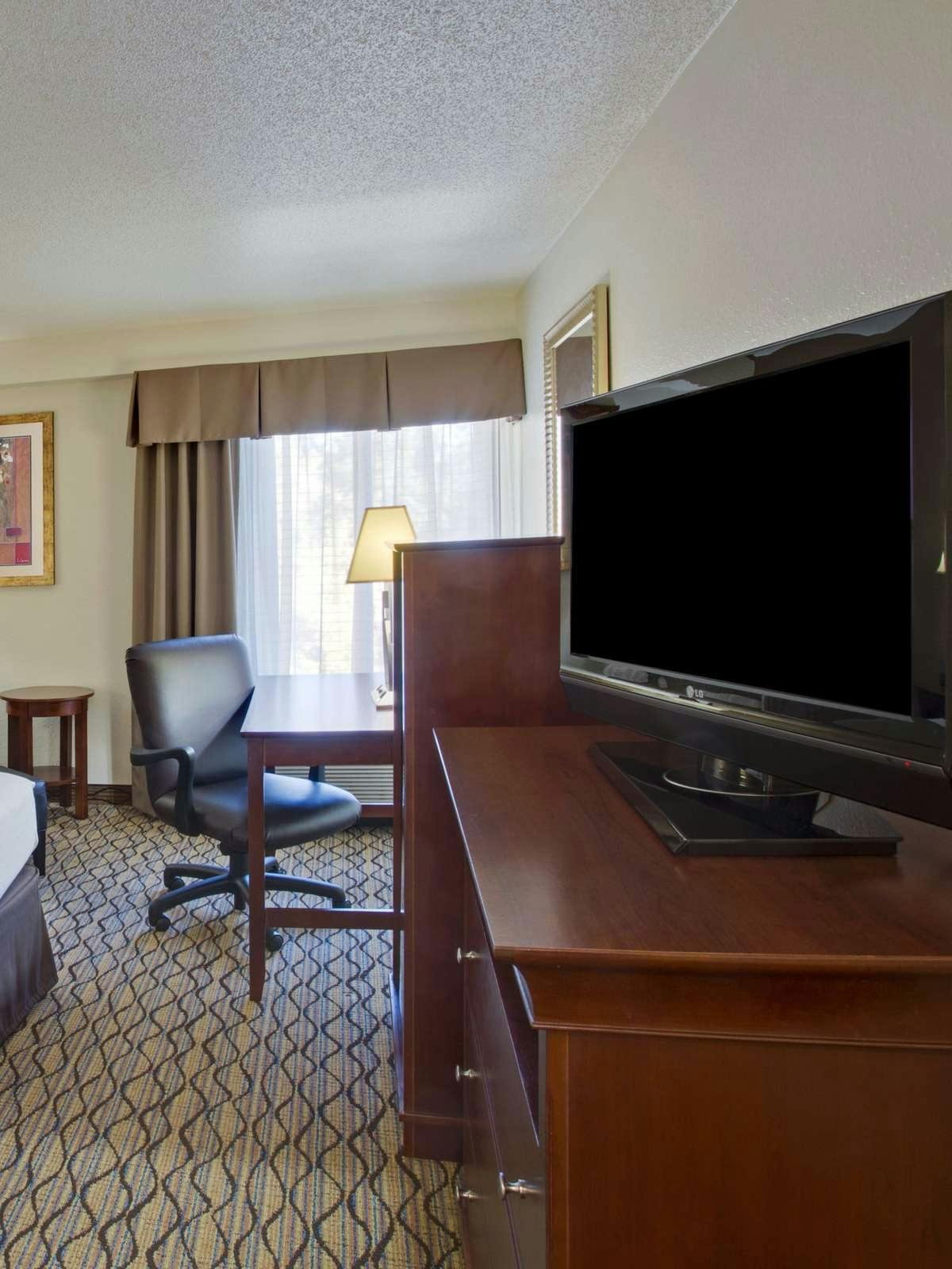 Hotel Holiday Inn Express Brandon photo 3