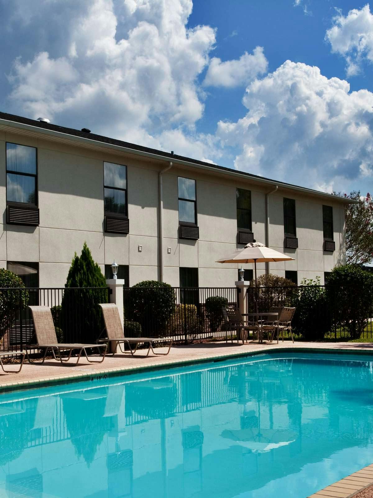 Hotel Holiday Inn Express Breaux Bridge photo 3