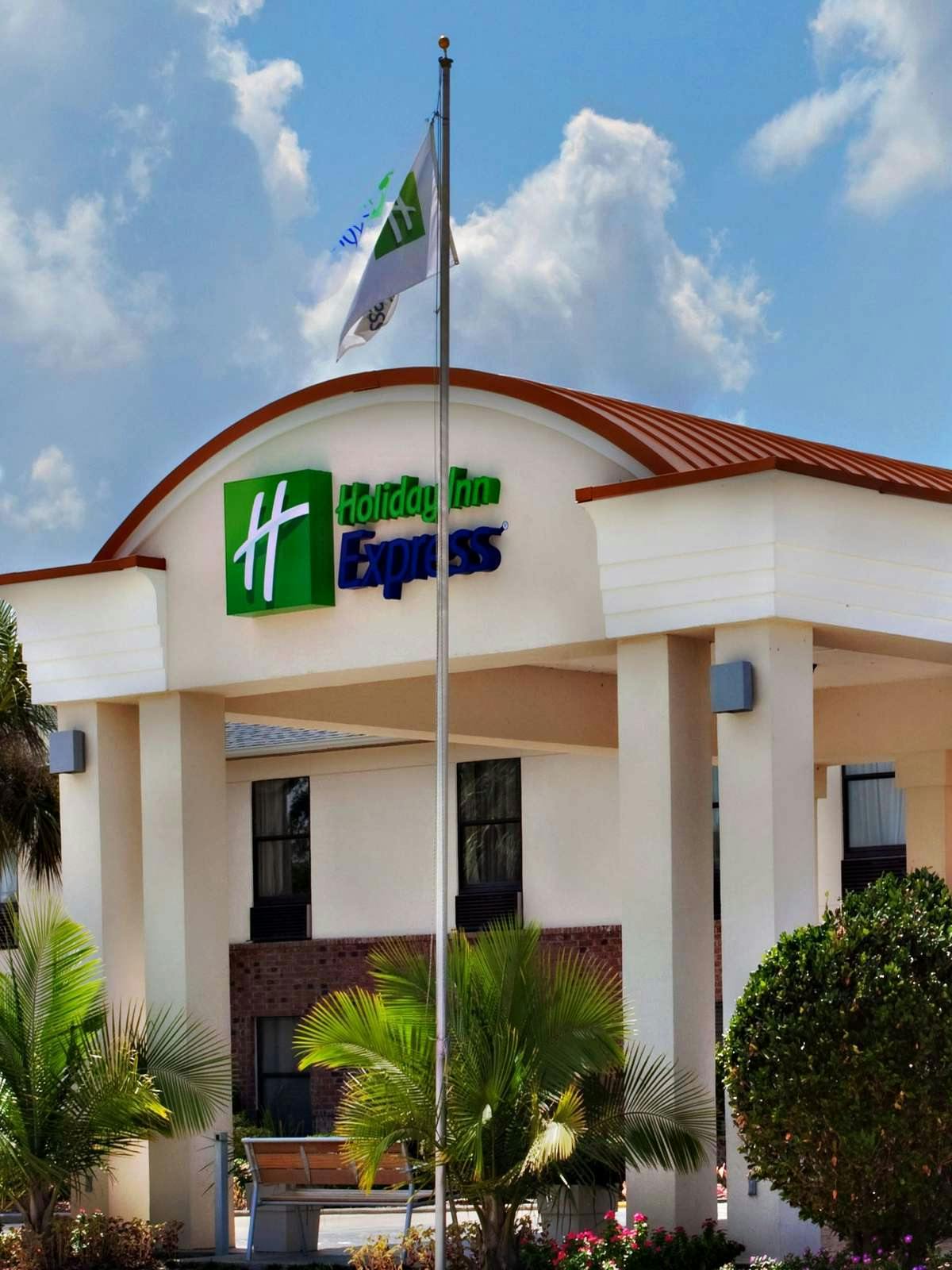 Hotel Holiday Inn Express Breaux Bridge photo 5