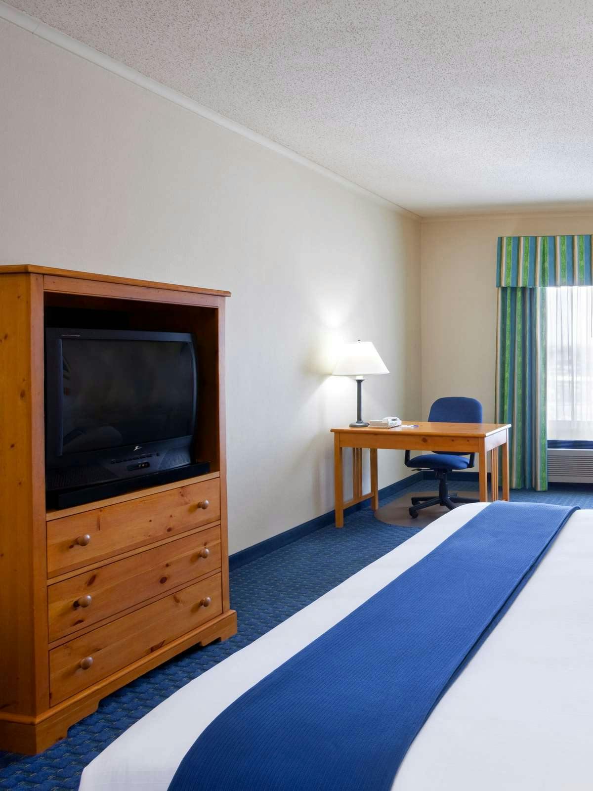 Hotel Holiday Inn Express Breezewood photo 2