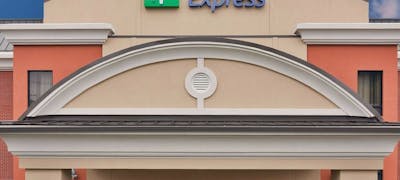 Holiday Inn Express Brentwood