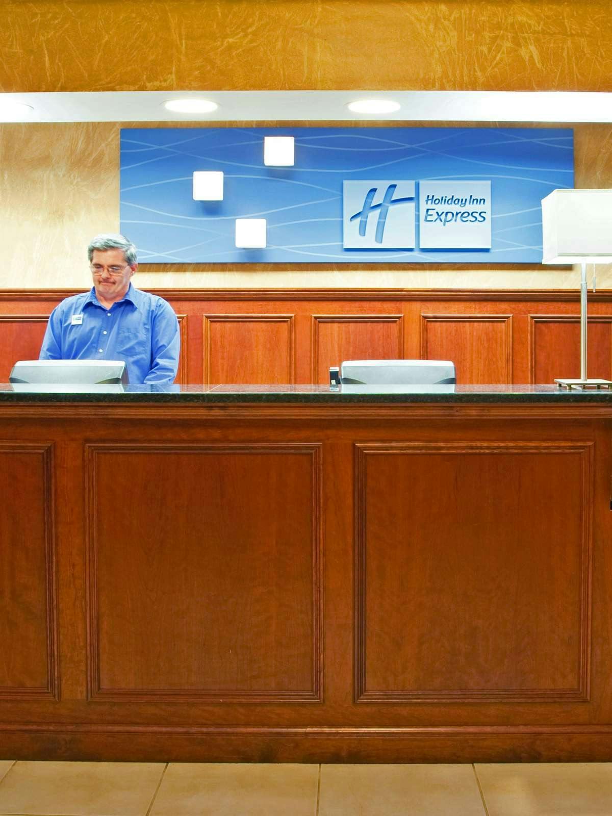 Hotel Holiday Inn Express Bridgeville photo 3