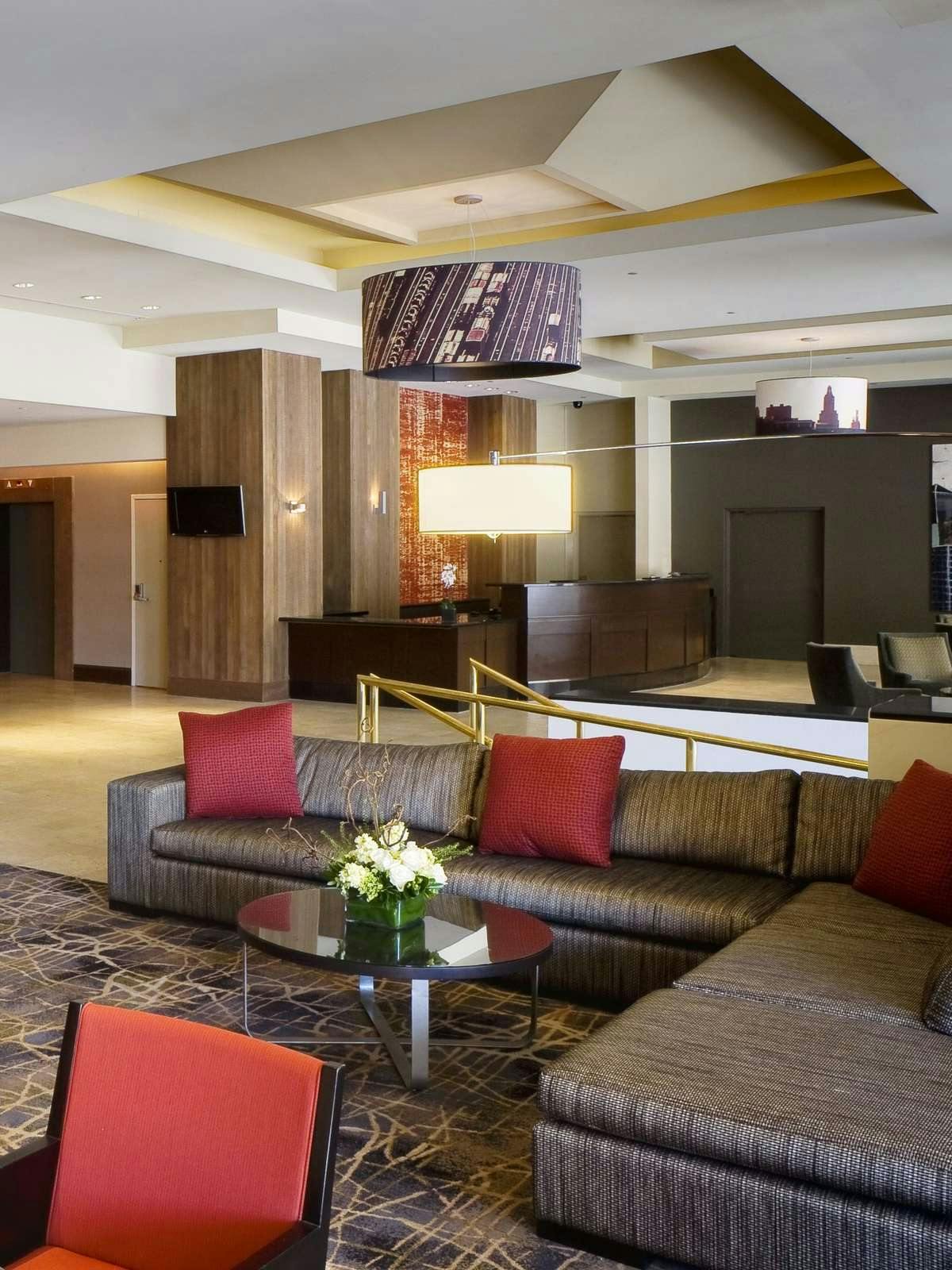 Hotel Crowne Plaza Kansas City Downtown photo 3