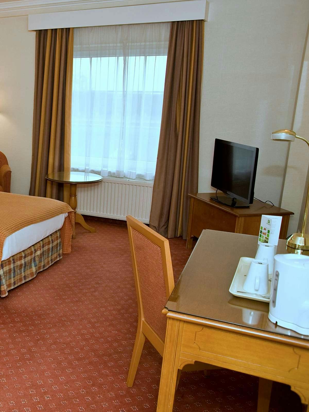 Hotel Holiday Inn Corby Kettering A43 photo 2