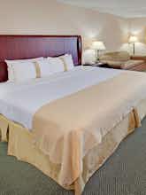 Hotel Holiday Inn Dubuque photo 1