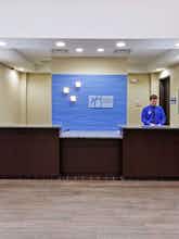 Hotel Holiday Inn Express Hotel & Suites Duncan photo 2