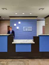 Hotel Holiday Inn Express & Suites Albuquerque Airport photo 3