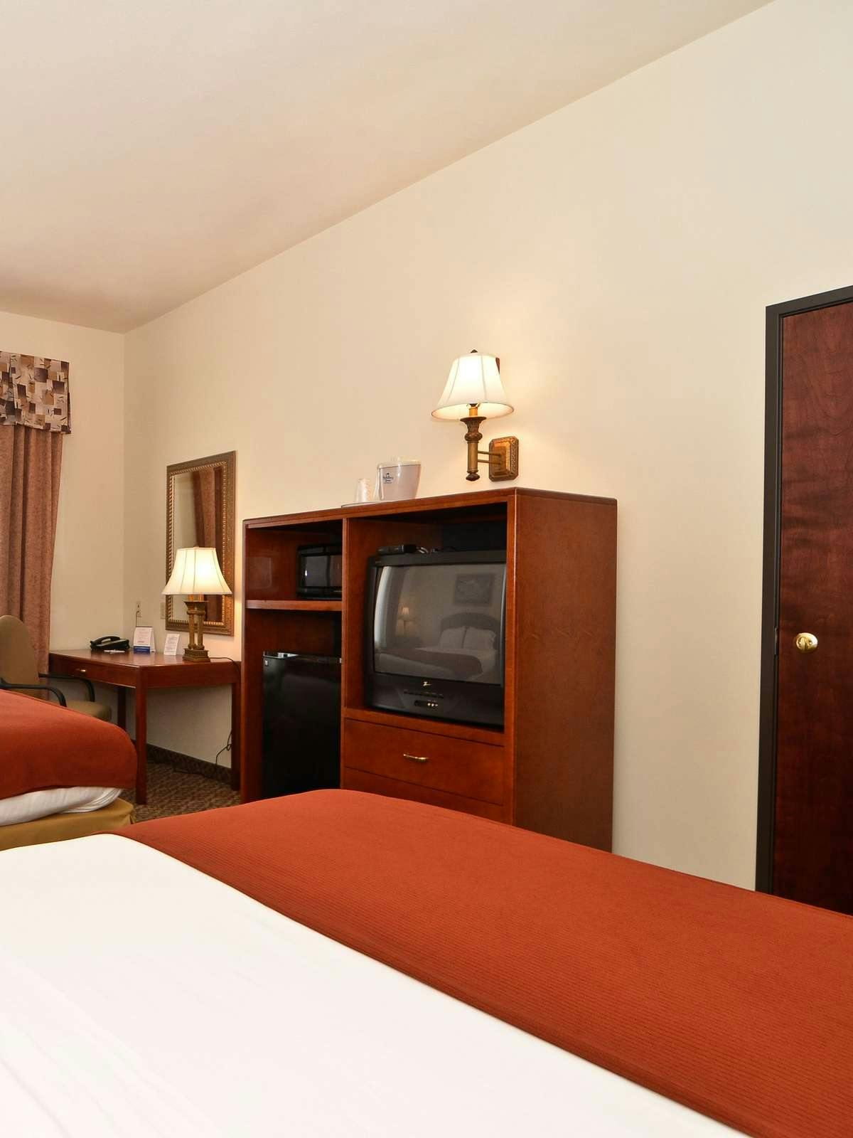 Hotel Holiday Inn Express Hotel & Suites Abilene Mall South photo 3