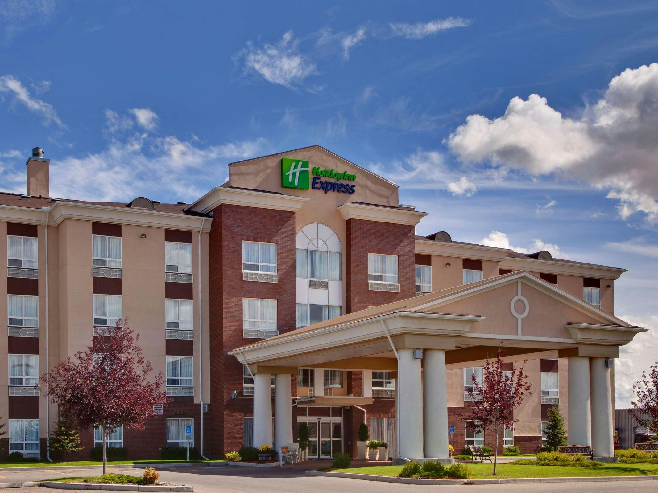 Holiday Inn Express Hotel & Suites Airdrie Calgary North