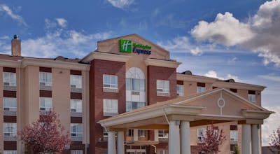 Holiday Inn Express Hotel & Suites Airdrie Calgary North