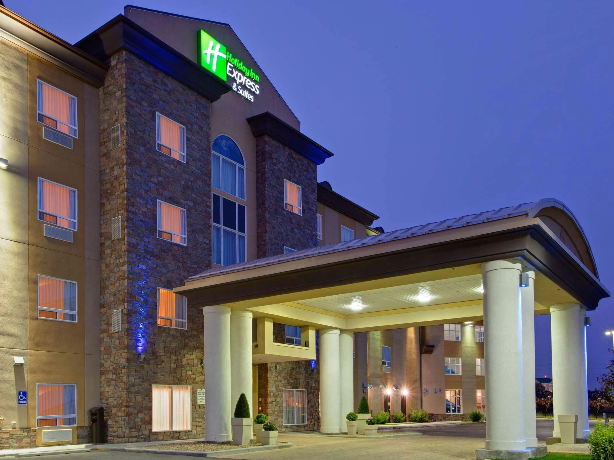 Holiday Inn Express Hotel & Suites Airport Calgary