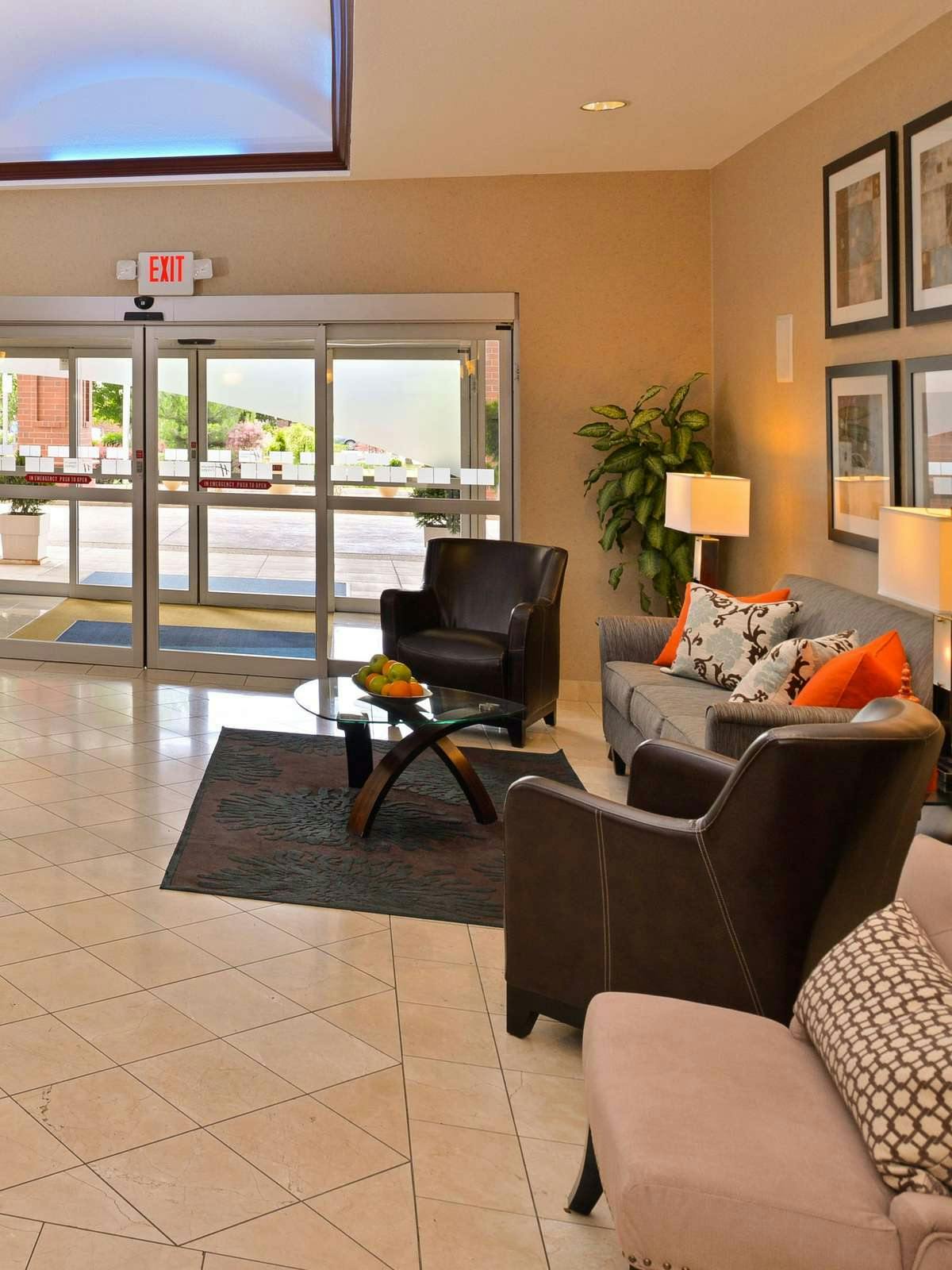 Hotel Holiday Inn Express Hotel & Suites Albany photo 4