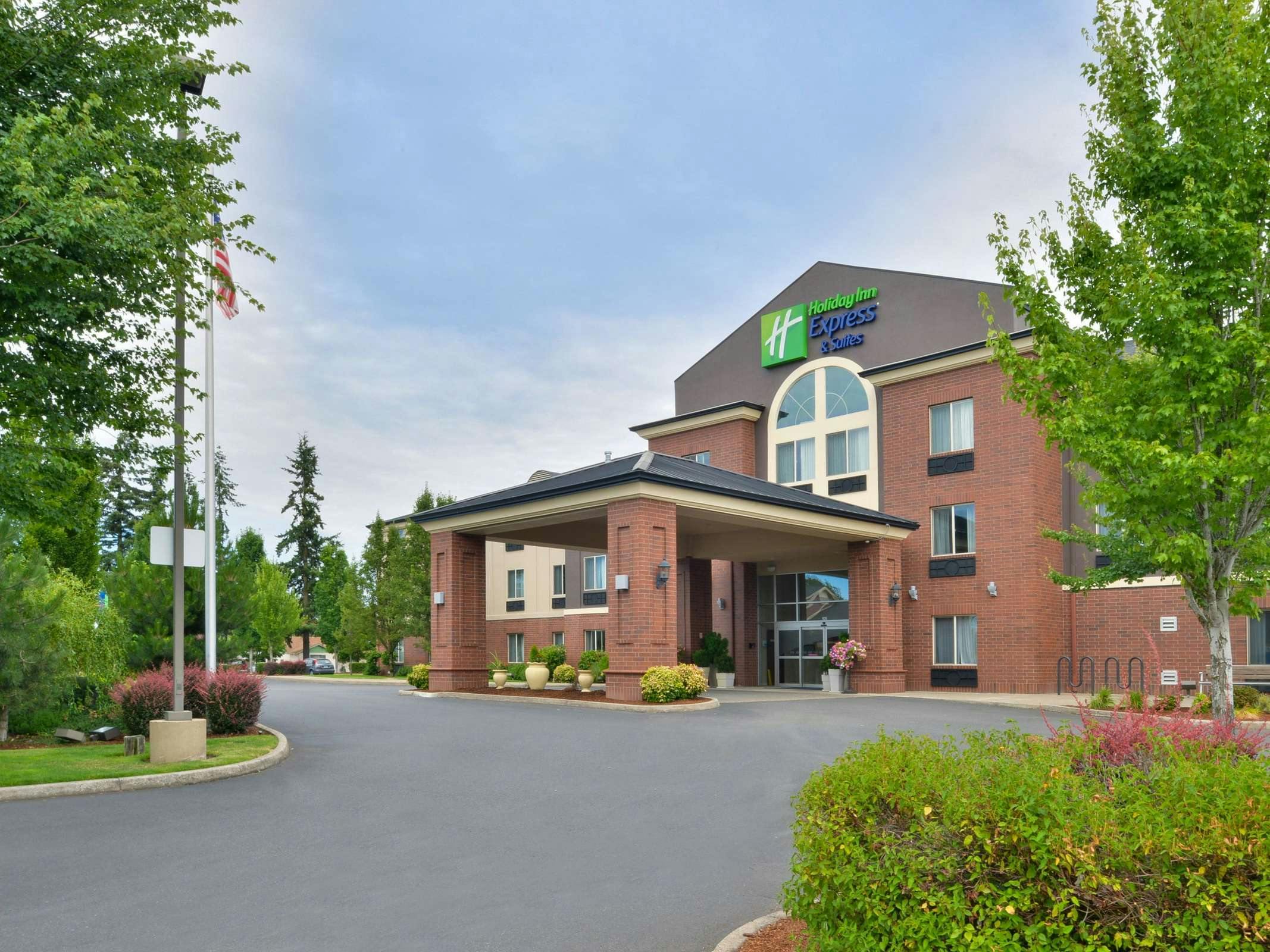 Holiday Inn Express Hotel & Suites Albany
