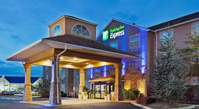Holiday Inn Express Hotel & Suites Alcoa