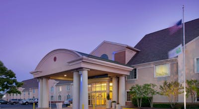 Holiday Inn Express & Suites Annapolis