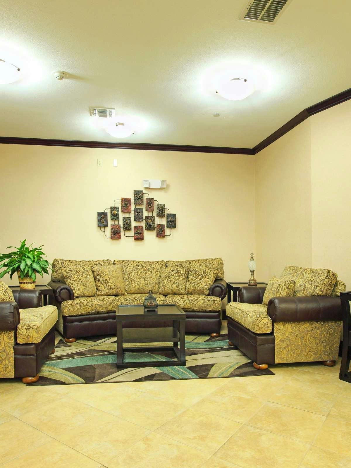 Hotel Holiday Inn Express Hotel & Suites Henderson Traffic Star photo 3