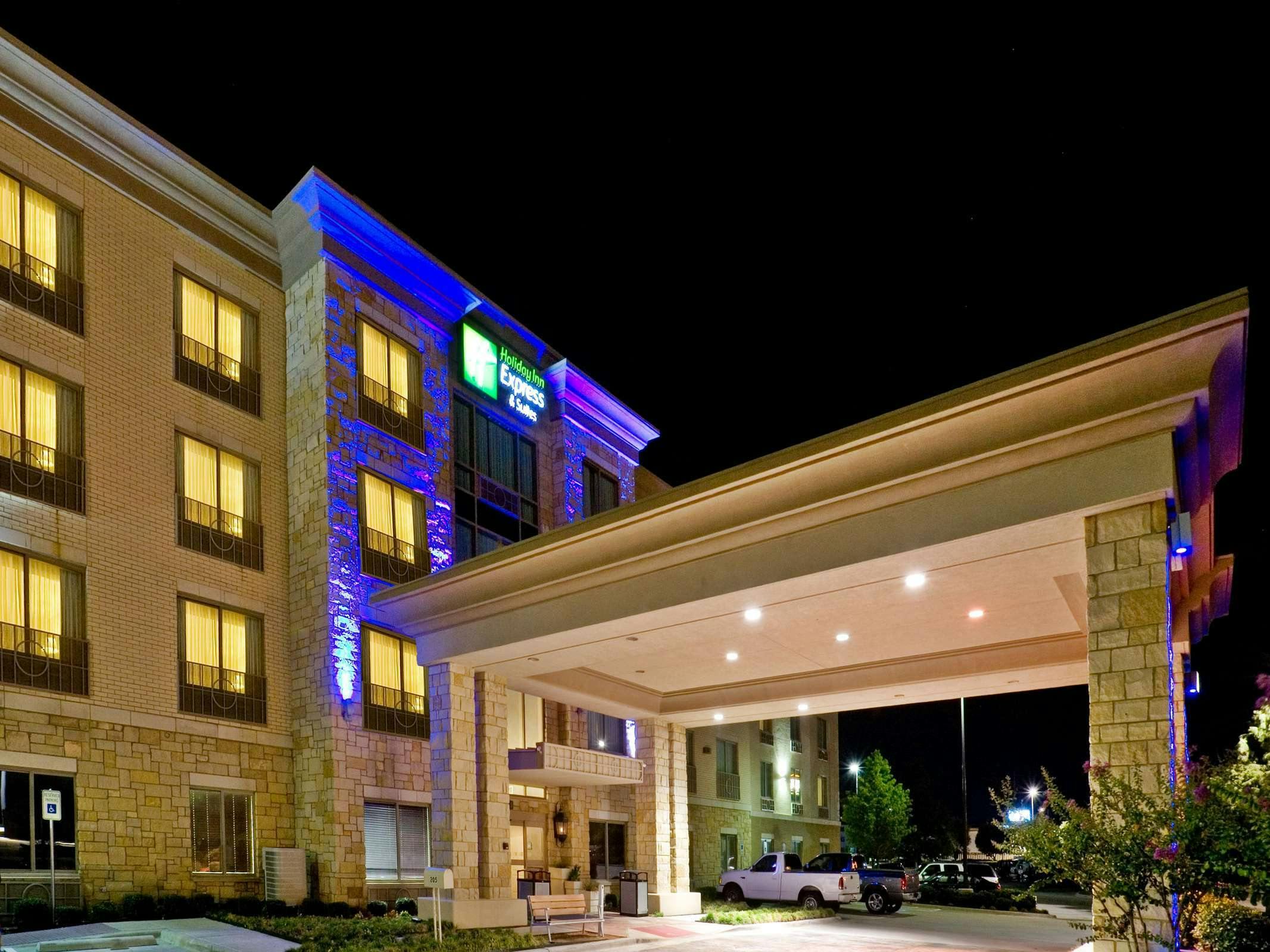 Holiday Inn Express Hotel & Suites Allen North