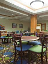 Hotel Holiday Inn Express Hotel & Suites Antigo photo 5