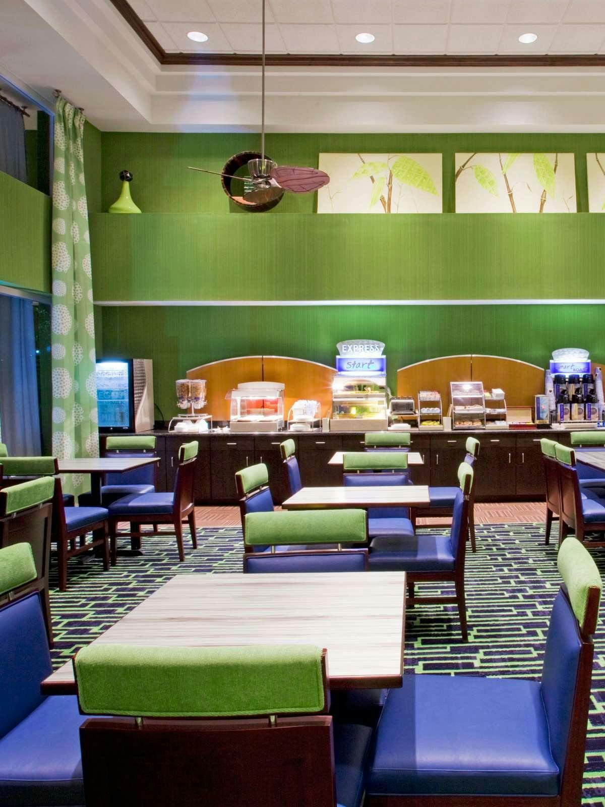 Hotel Holiday Inn Express Hotel & Suites Apopka photo 5