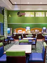 Hotel Holiday Inn Express Hotel & Suites Apopka photo 5